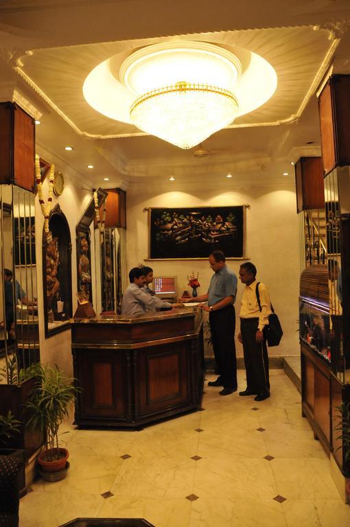 Hotel Heera Kolkata Ngoại thất bức ảnh