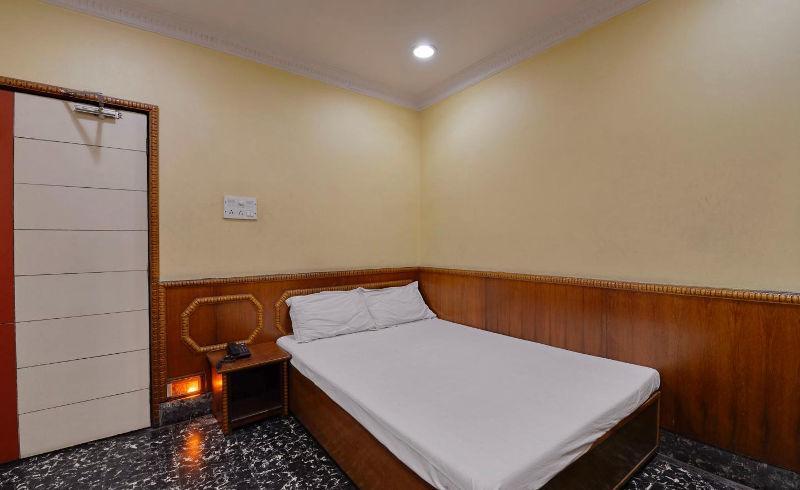 Hotel Heera Kolkata Ngoại thất bức ảnh