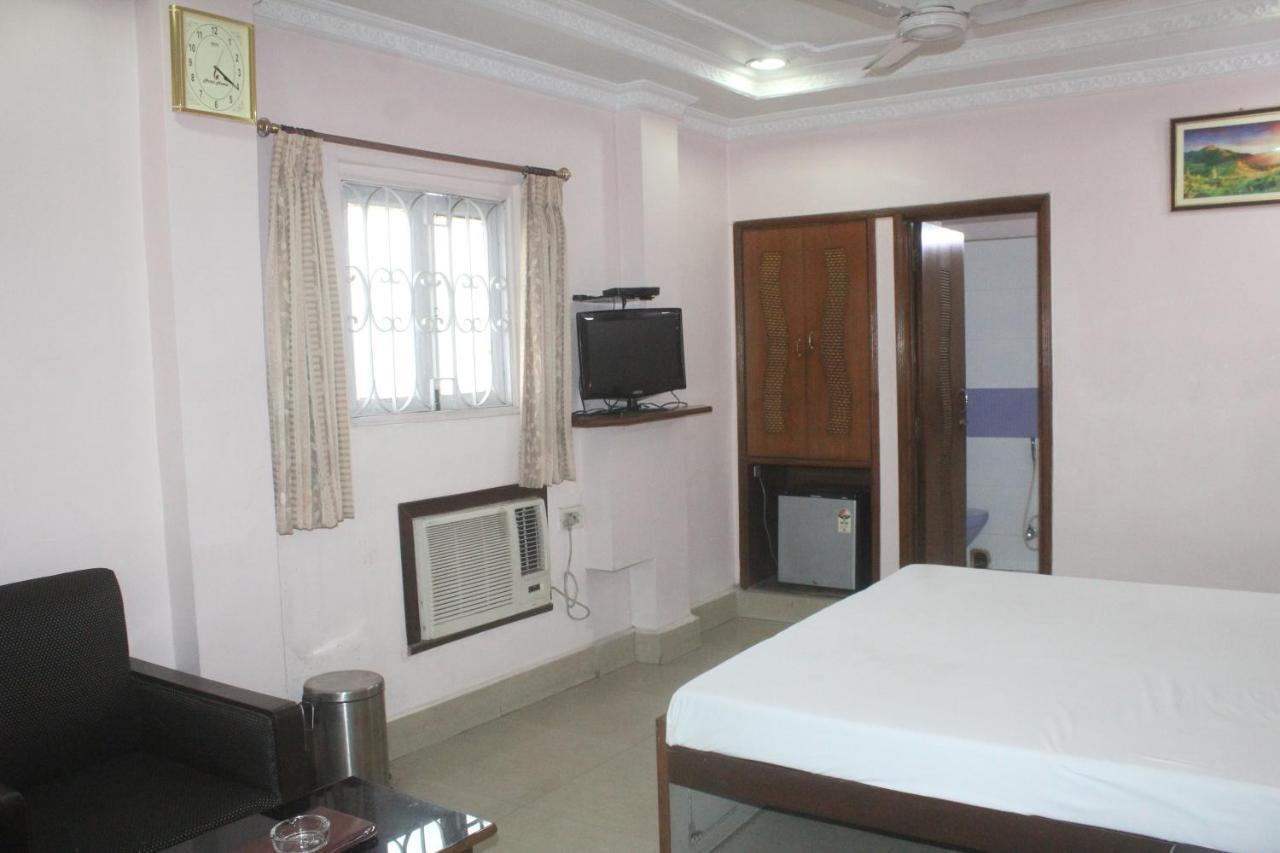 Hotel Heera Kolkata Ngoại thất bức ảnh